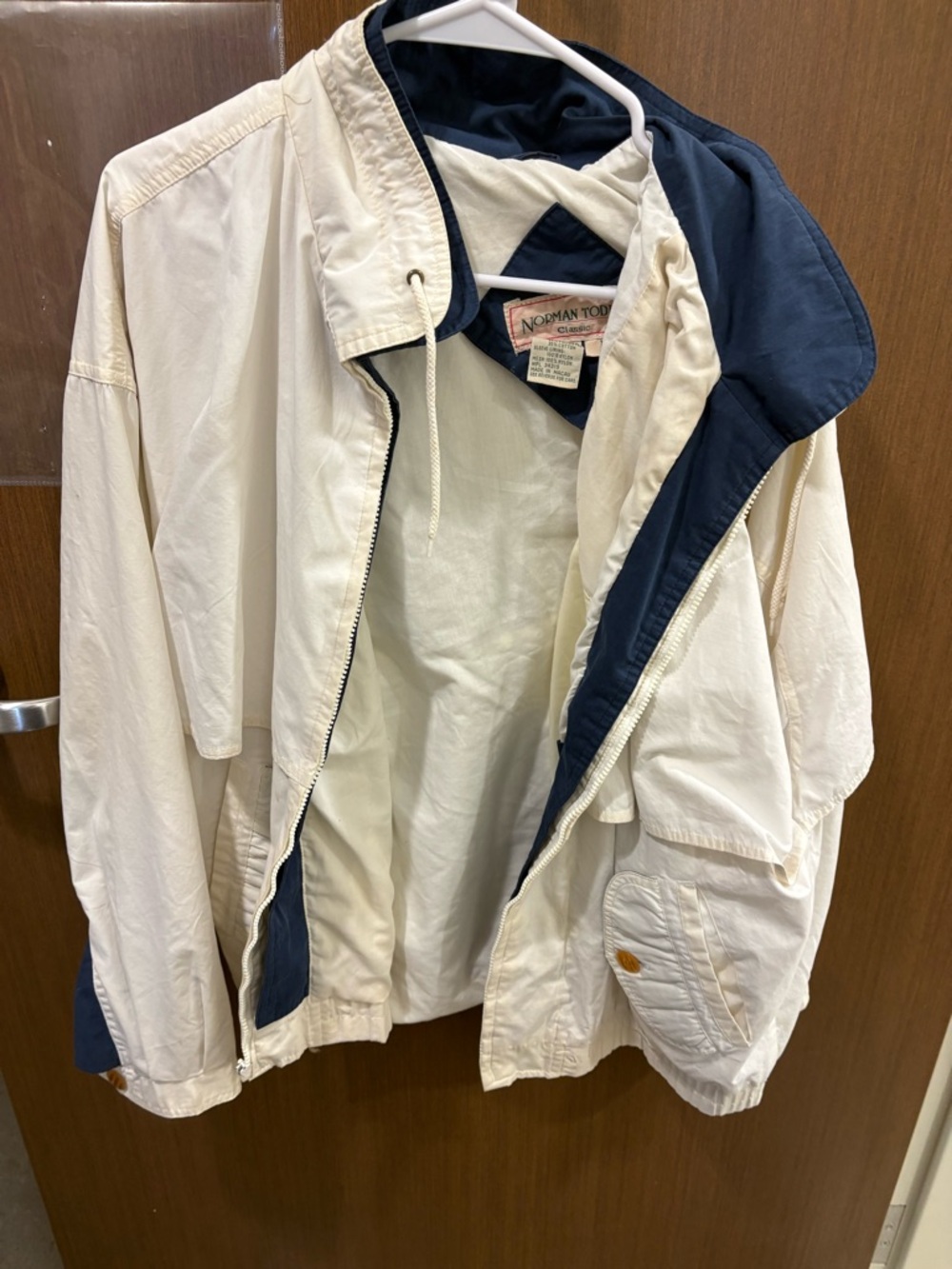 Reversible Windbreaker Jacket in Cream & Navy